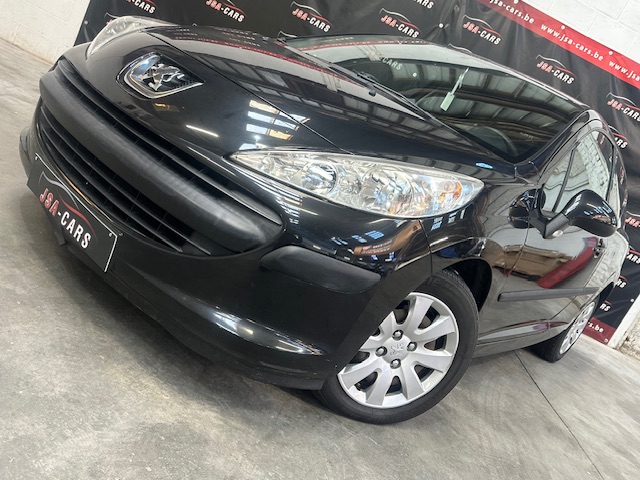 Peugeot 207 1,4 essence //129000km//New 