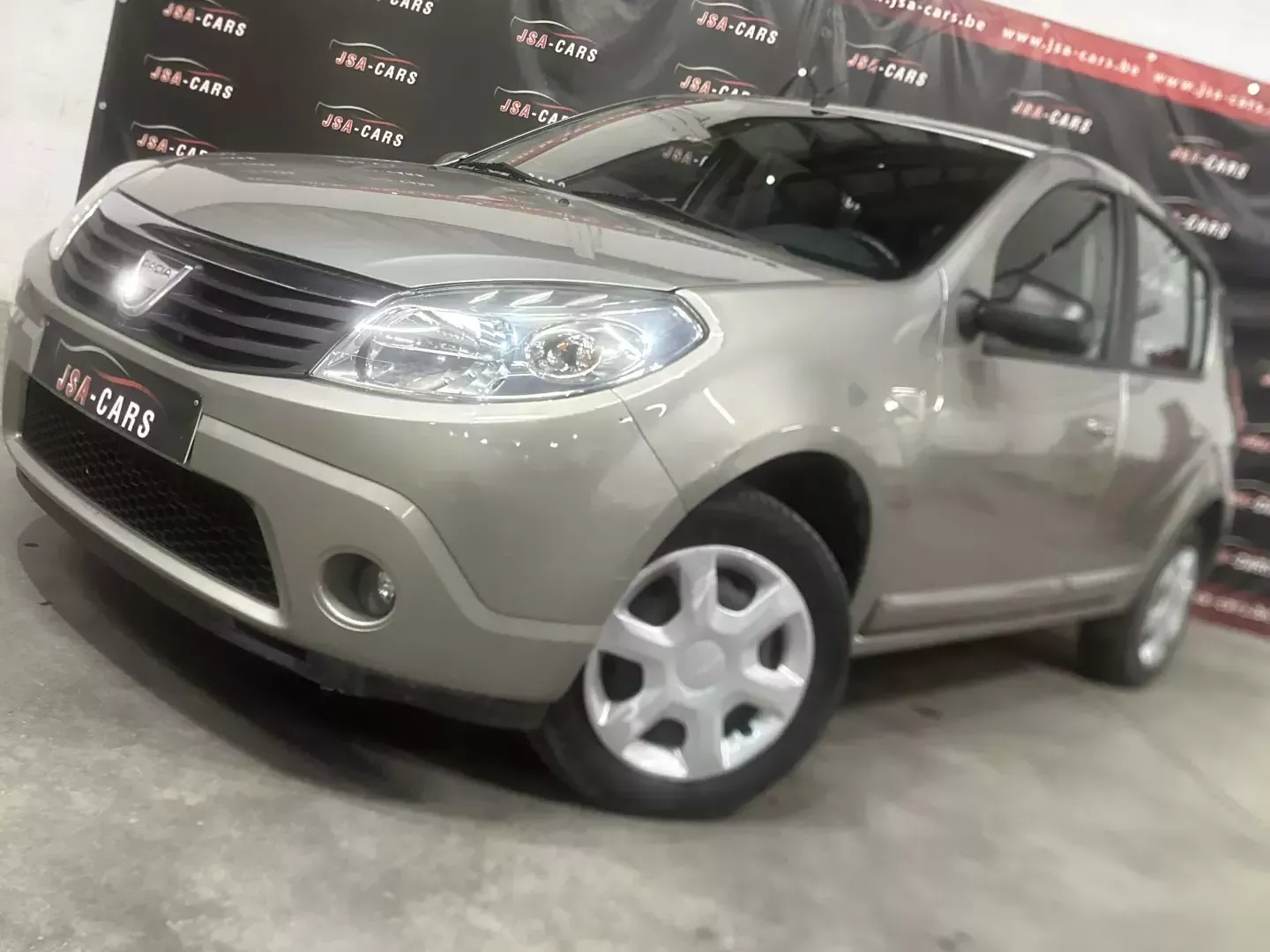 Dacia  Sandero 1,2 Essence//83000km//Wa